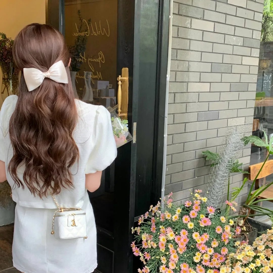 丹顶鹤女孩